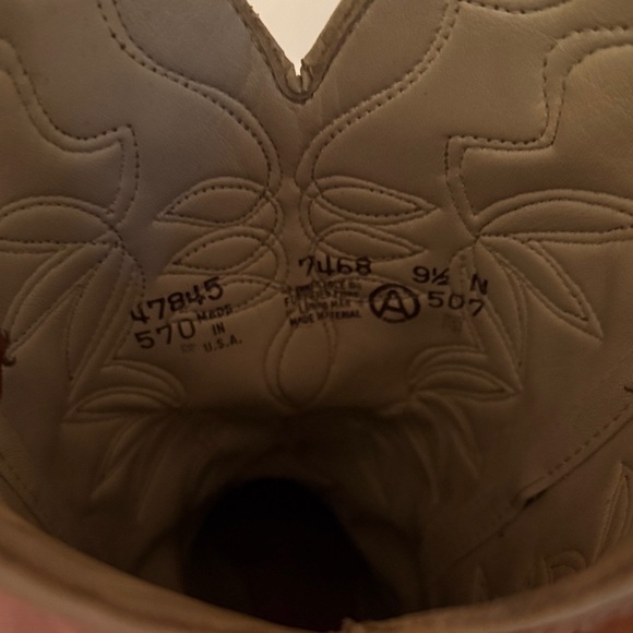 Brown Suede Western Boots - Picture 5 of 5